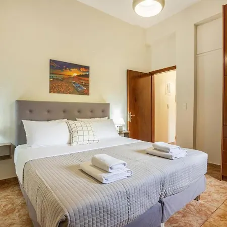 K_kostas Apartment *